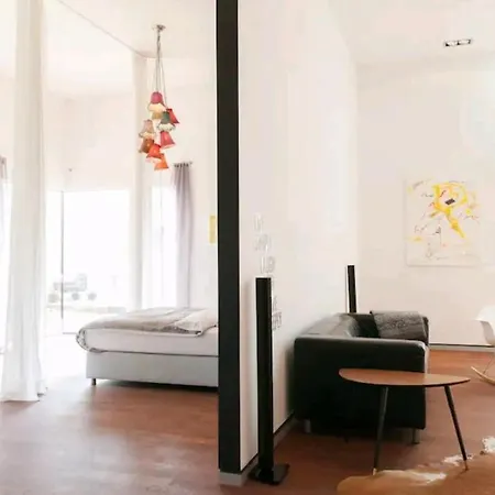 Loft Im Hundertjaehrigen Backhaus Lipsko
